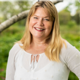 Amy Nelson